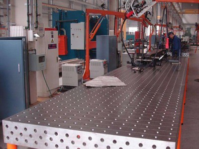 湖南三维柔性焊接平台/卓峻机床公司定做三维柔性组合夹具